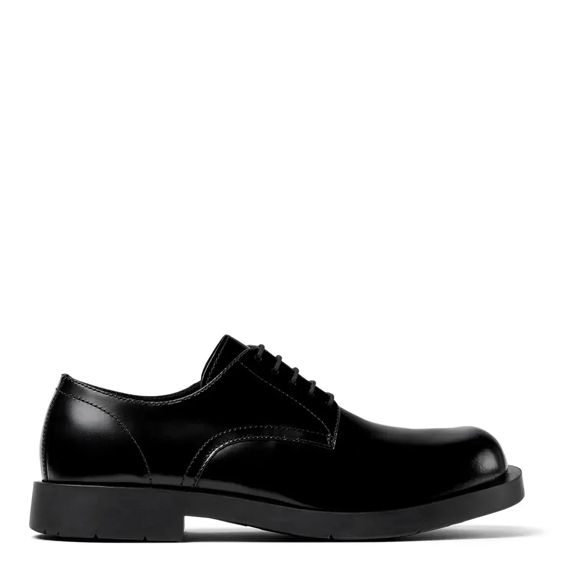 Schwarze Schnürschuhe aus Leder
