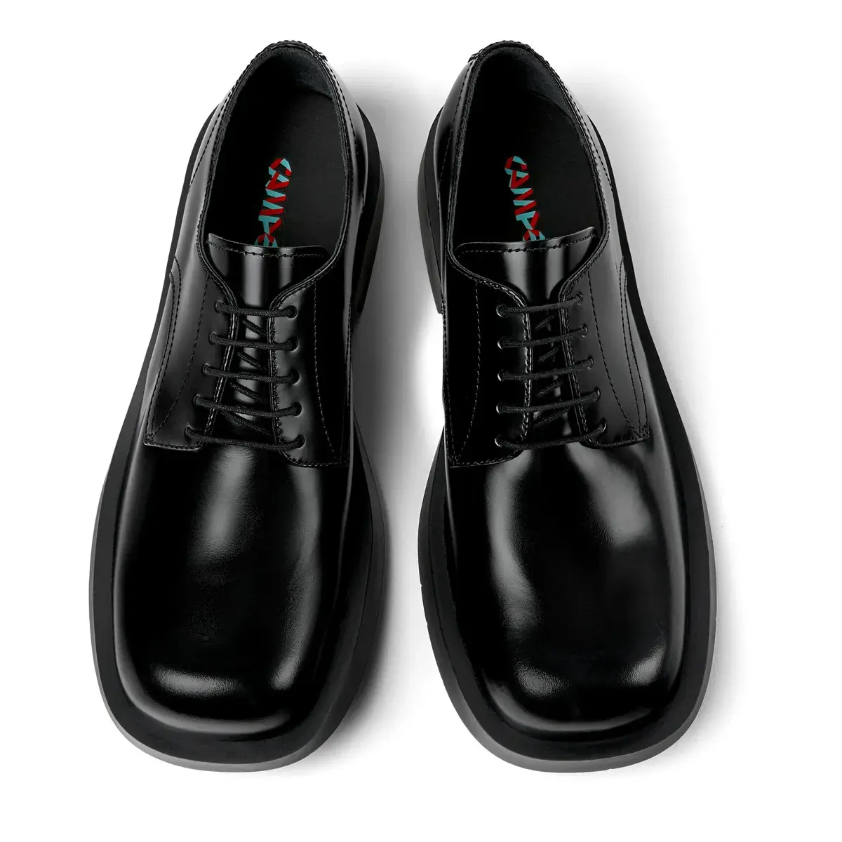 Schwarze Schnürschuhe aus Leder