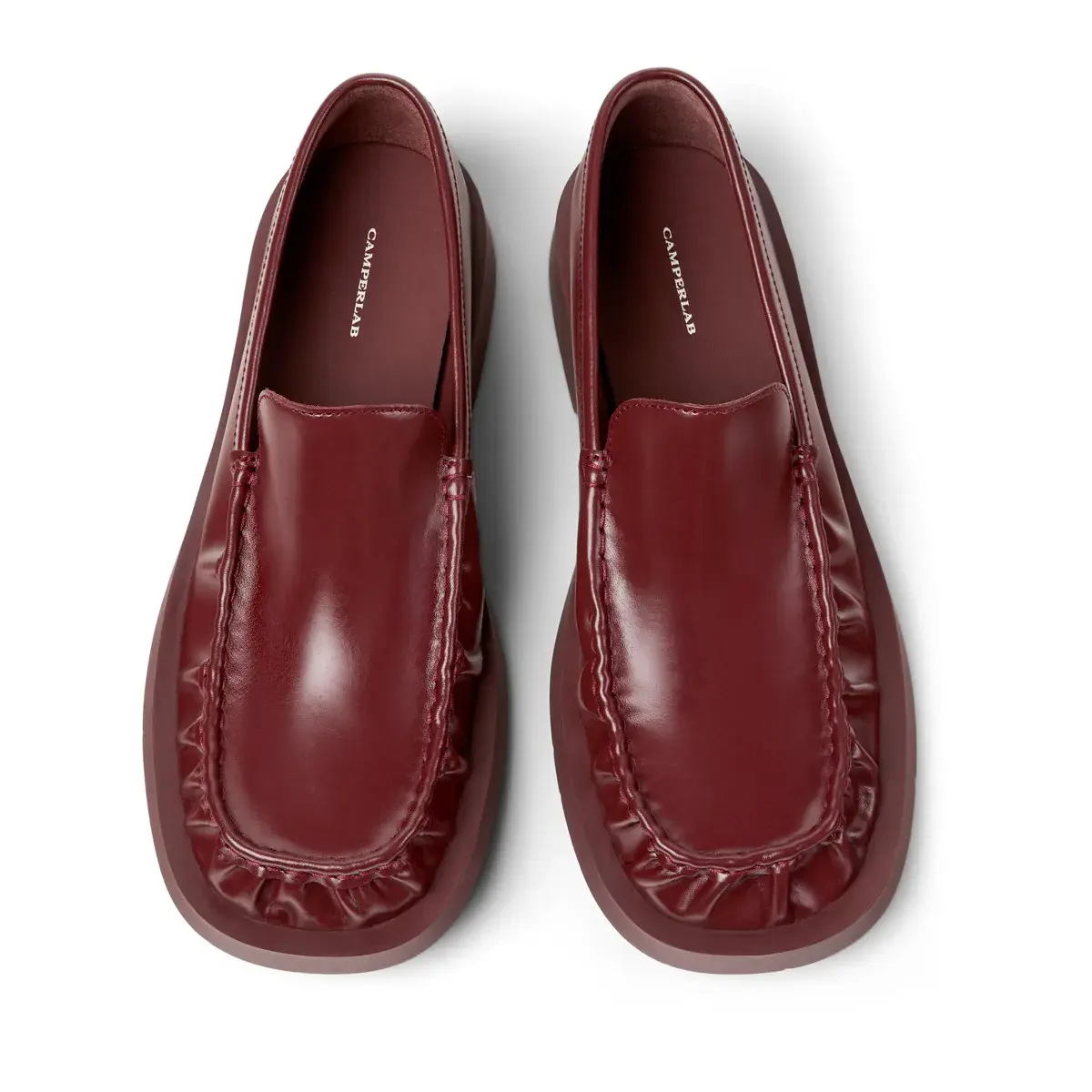 Burgunderfarbener Rüschen-Loafer aus Leder