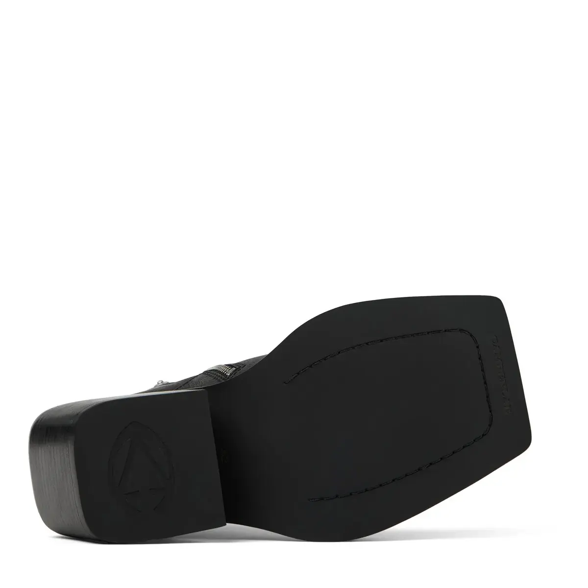 Moderne Leder-Stiefeletten mit eckiger Spitze