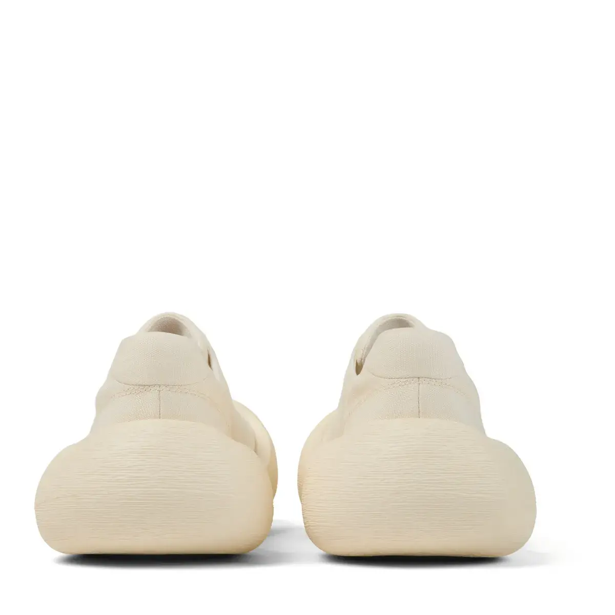 Beiger Canvas Sneaker mit dicker Sohle