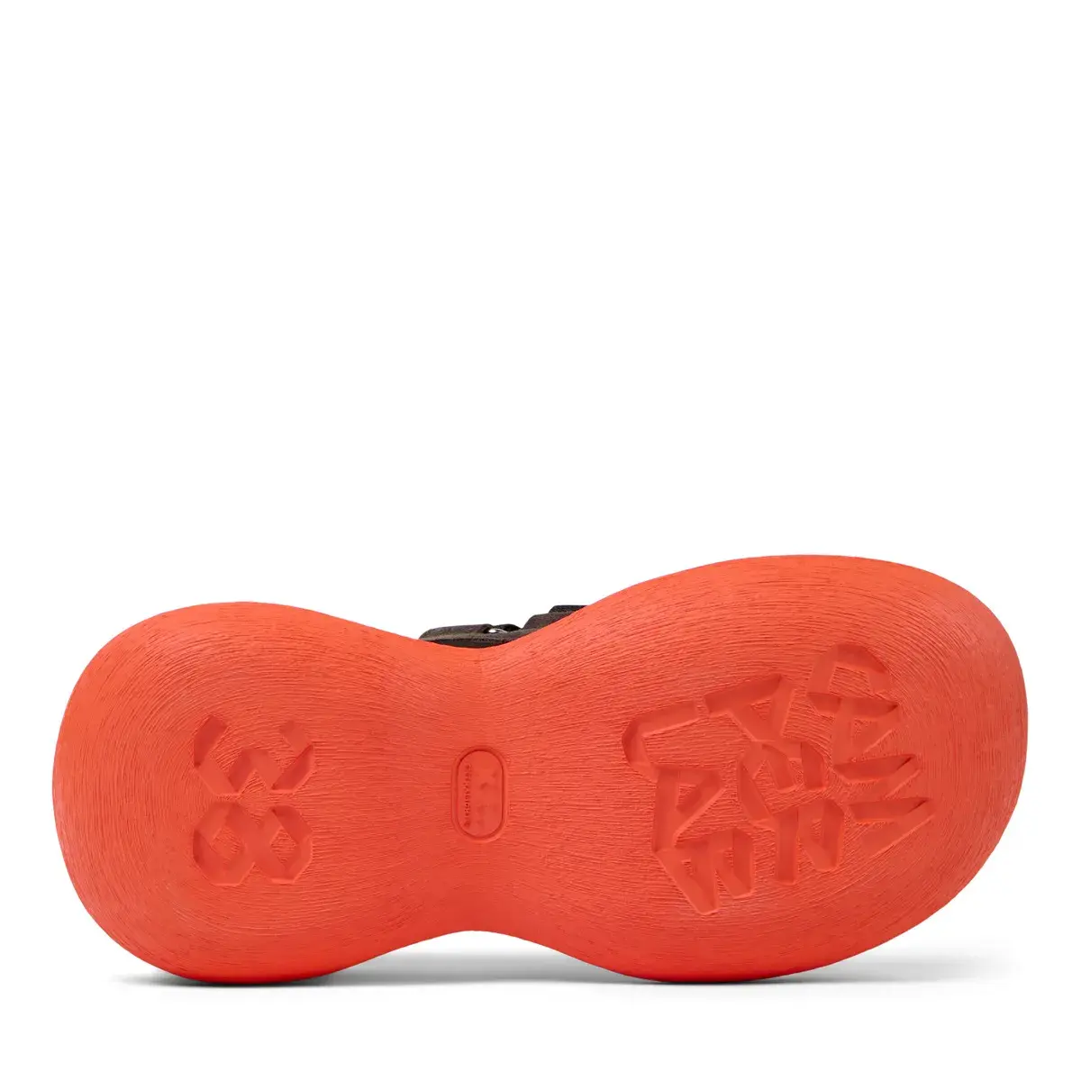 Sportliche Caramba-Sandalen mit orangefarbener Sohle