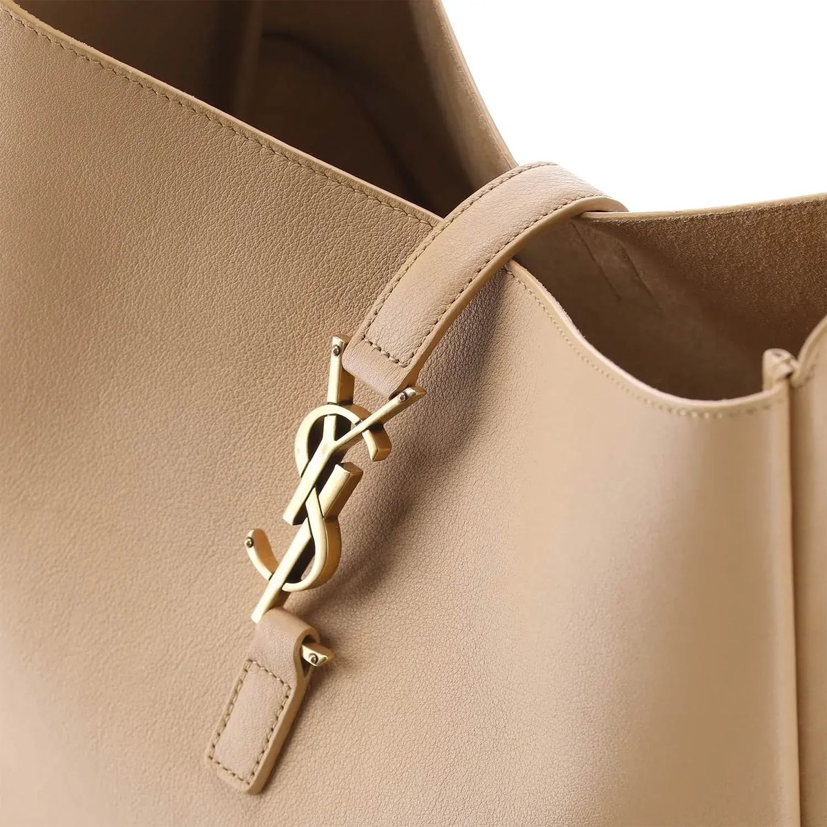 Elegante Hobo-Schultertasche aus Leder