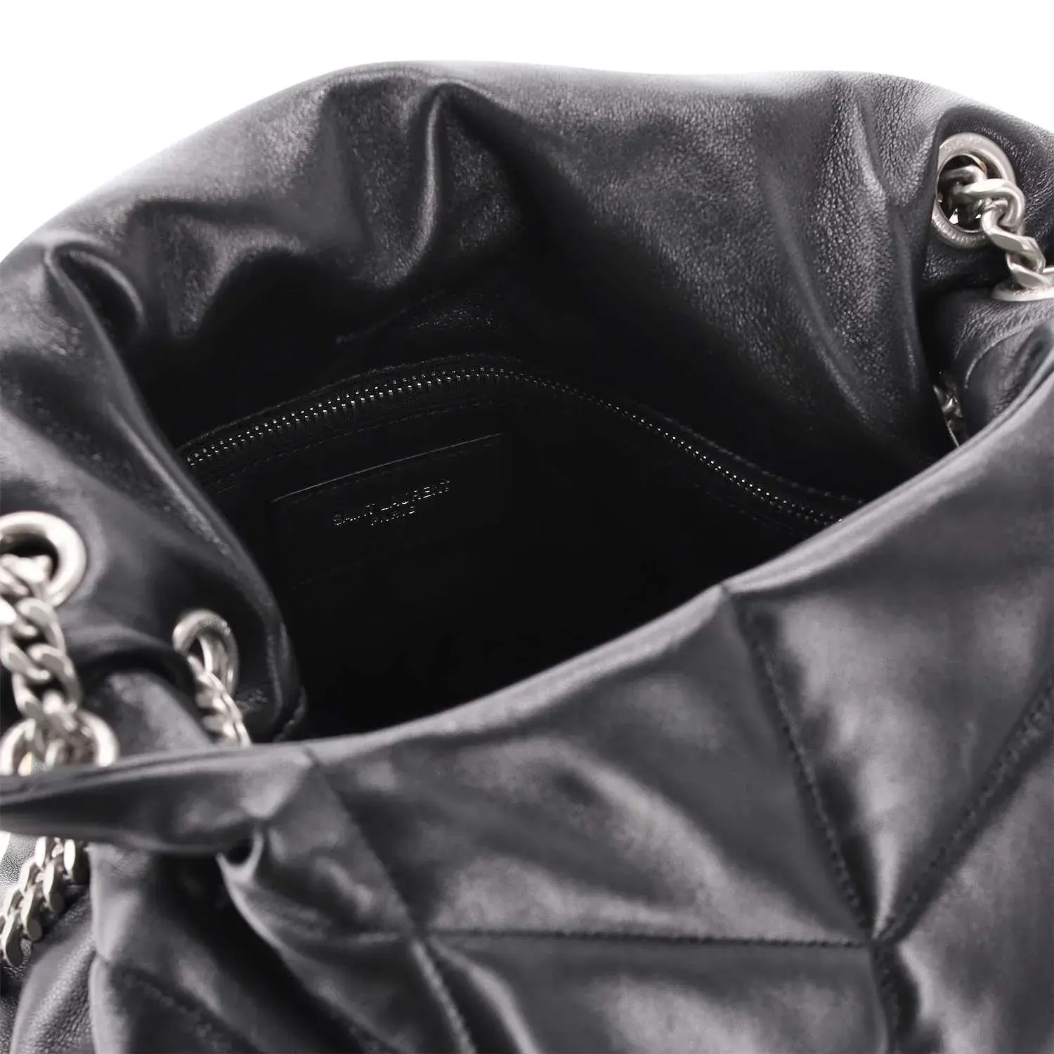 Gesteppte Leder-Schultertasche mit Kette