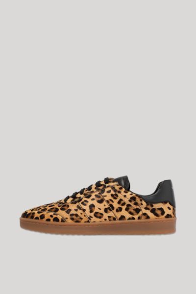 Sneaker mit Leopardenmuster