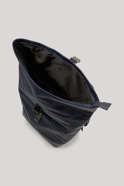 Moderner Roll-Top Rucksack in Dunkelblau
