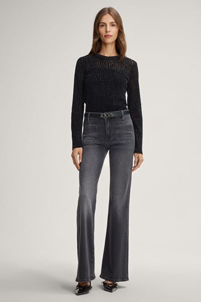 Hoch geschnittene Bootcut Jeans mit Taschen