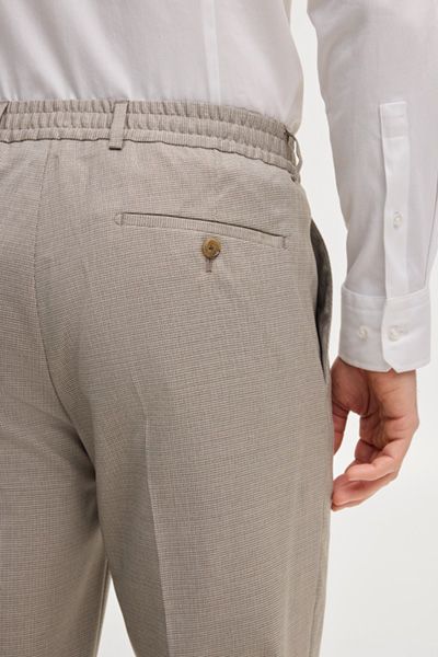 Beige strukturierte Anzughose mit Gummibund