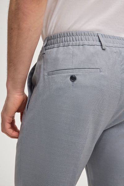 Hellblaue Anzughose mit Micro-Karo