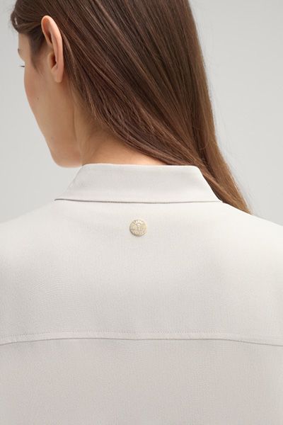 Moderner Crêpe Blouson mit Taschen