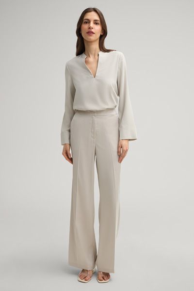 Weite Satinhose mit Bügelfalte