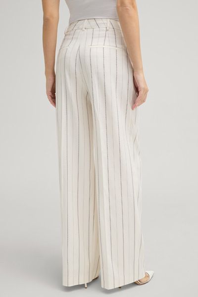 Gestreifte Marlenehose mit weitem Bein