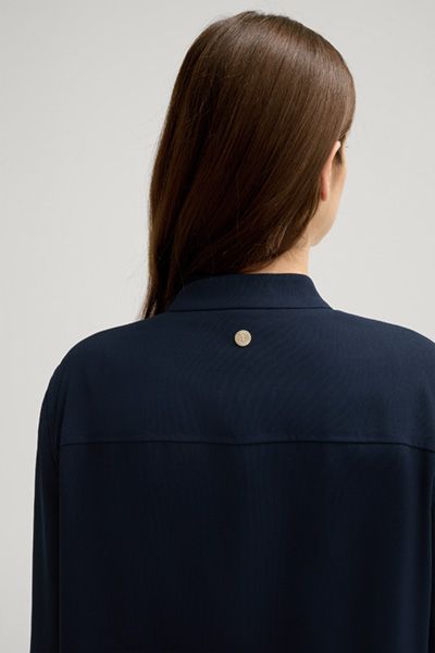 Marineblaue leichte Blousonjacke aus Crêpe