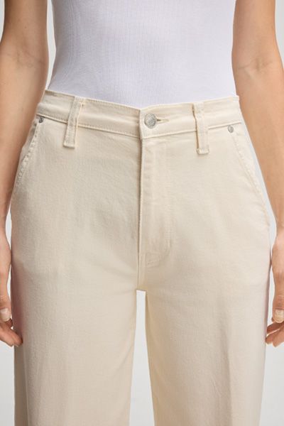 Weite Jeans mit hohem Bund