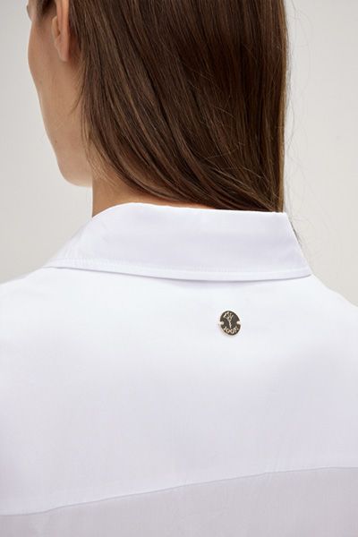 Klassische Langarm Bluse mit Knopfleiste