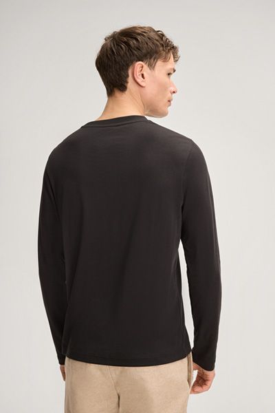 Minimalistisches Langarm Baumwoll T-Shirt