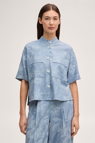 Bluse mit Blumenmuster und Stehkragen