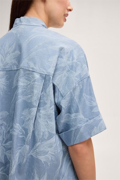 Bluse mit Blumenmuster und Stehkragen