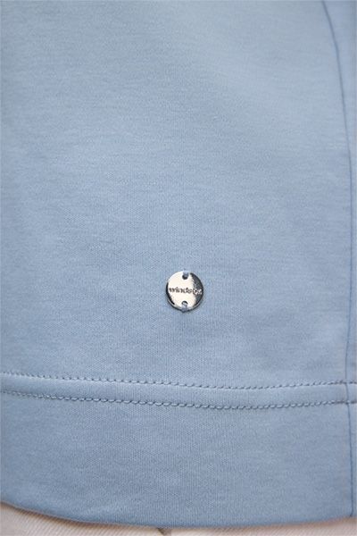 Baumwoll-Interlock-Shirt mit Knotendetail in Hellblau