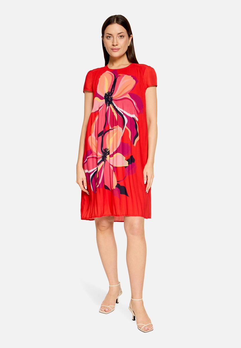 Plisseekleid mit großem Blumenmuster