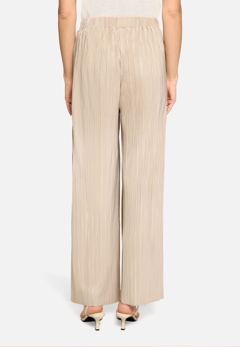 Schimmernde Plissee-Culotte mit weitem Bein