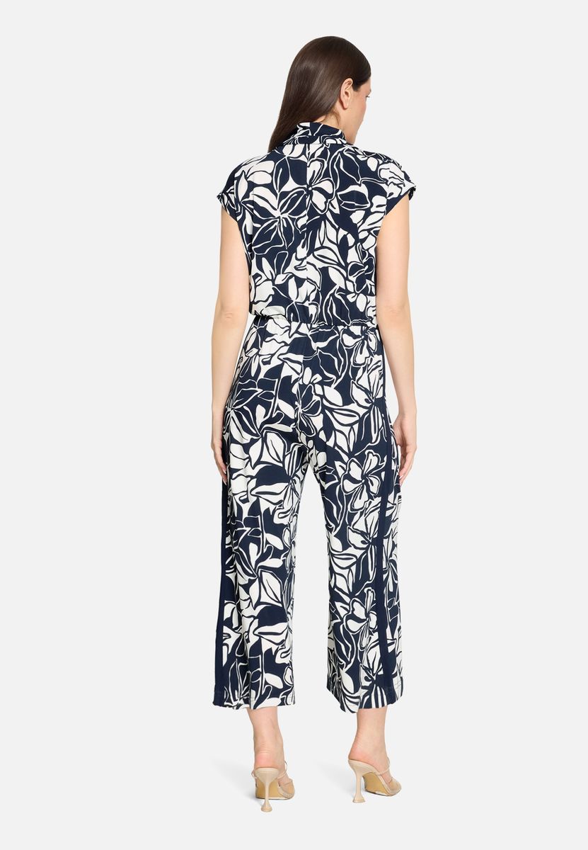 Floral bedruckter Jumpsuit mit weitem Bein