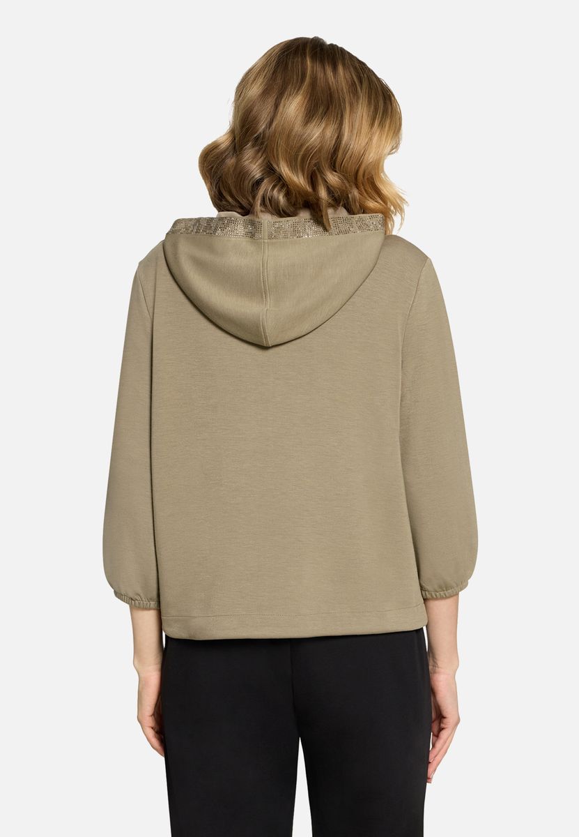 Verzierte Kapuzenjacke im Utility-Stil