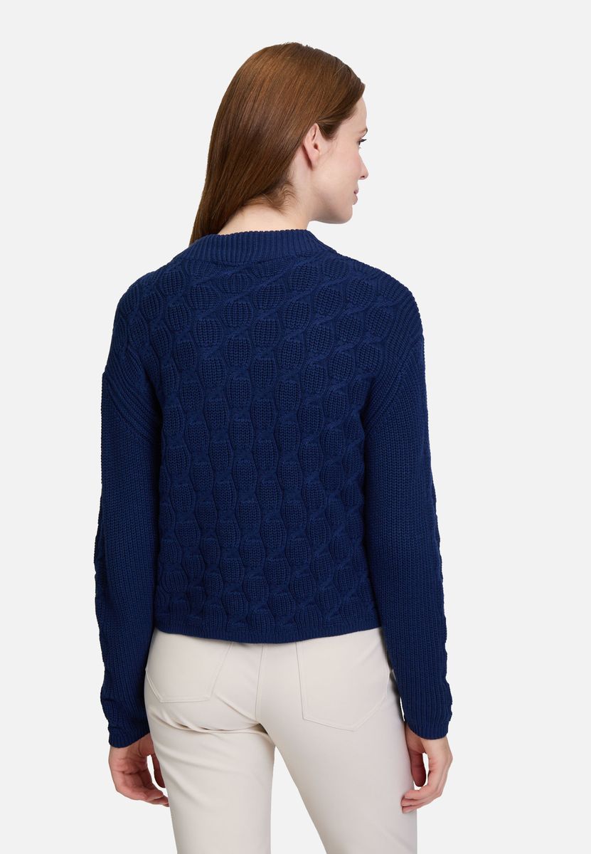 Grobstrick-Pullover mit Struktur