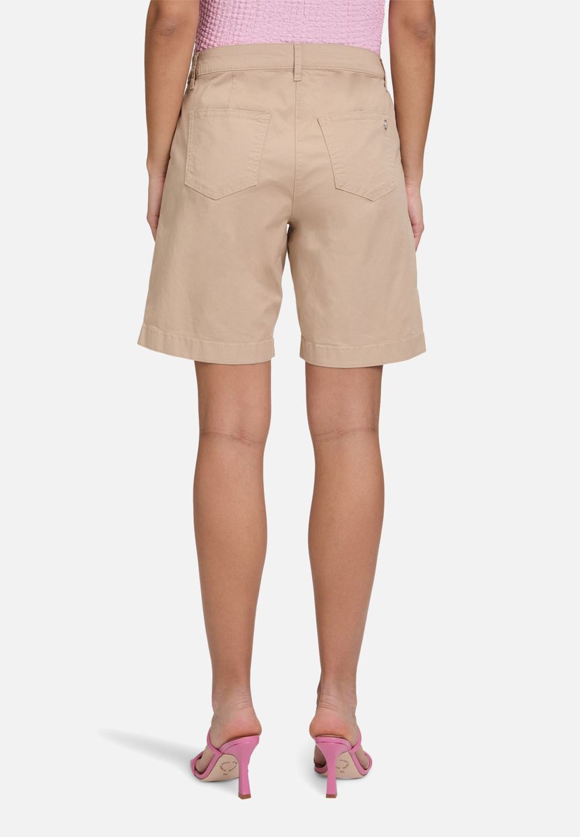 Sommerhose mit Eingrifftaschen