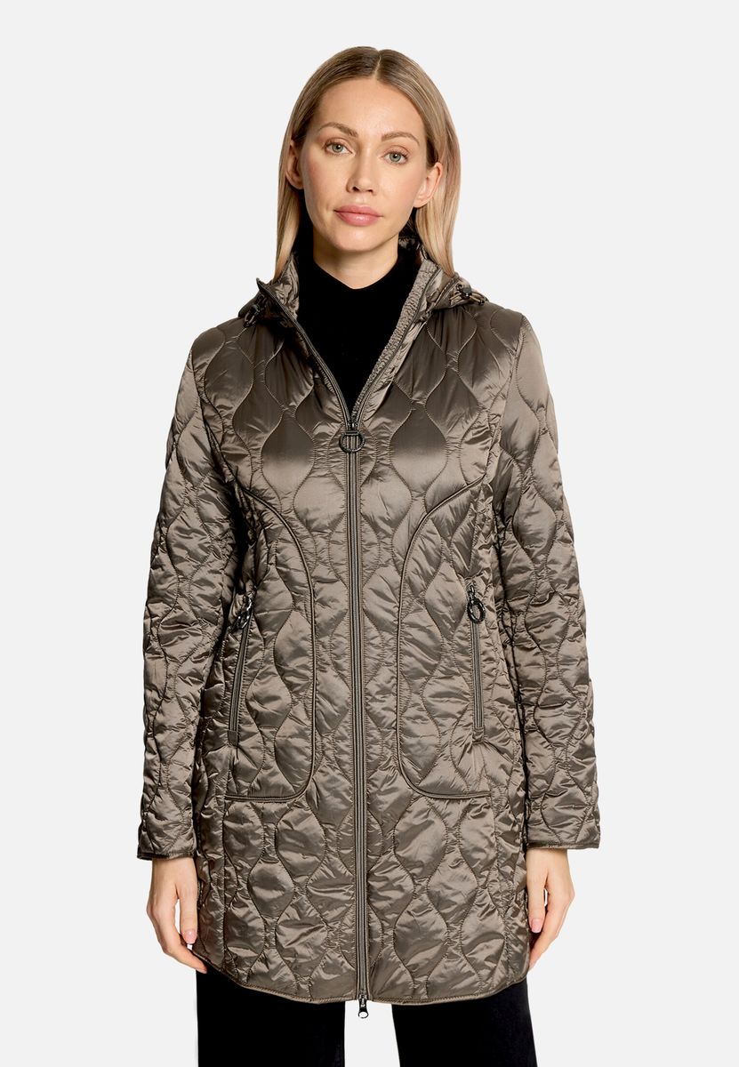 Outdoorjacke mit abnehmbarer Kapuze