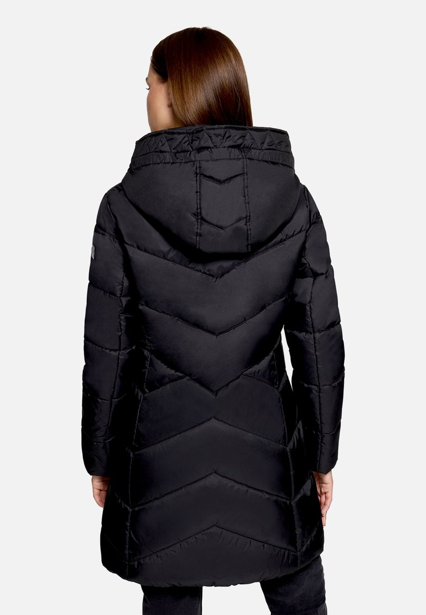 Outdoorjacke mit abnehmbarer Kapuze