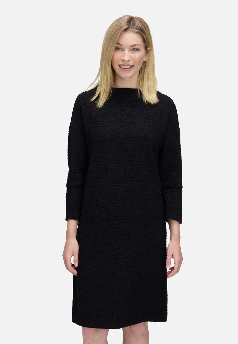 Sweatkleid mit Stickerei