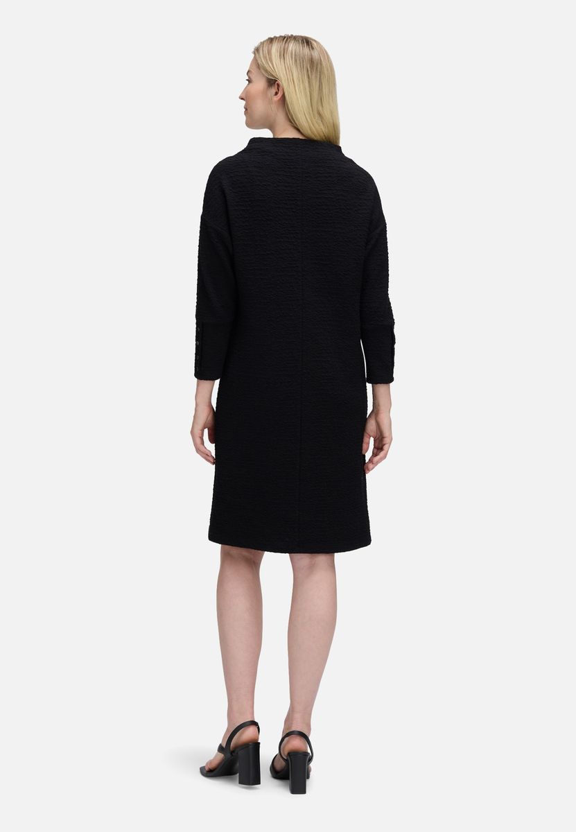 Sweatkleid mit Stickerei