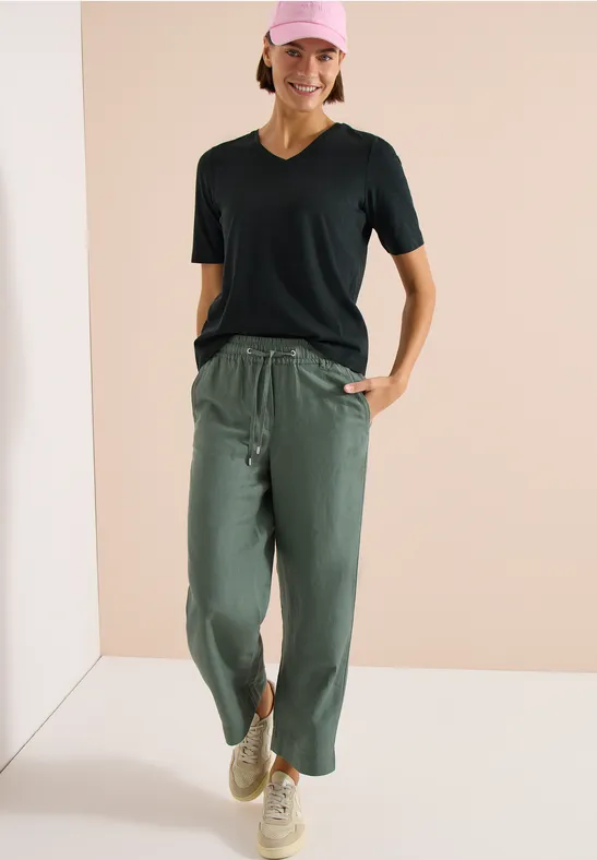 Cecil Damen Basic T-Shirt mit Kurzarm und V-Neck in Grün, Gr: 3XL