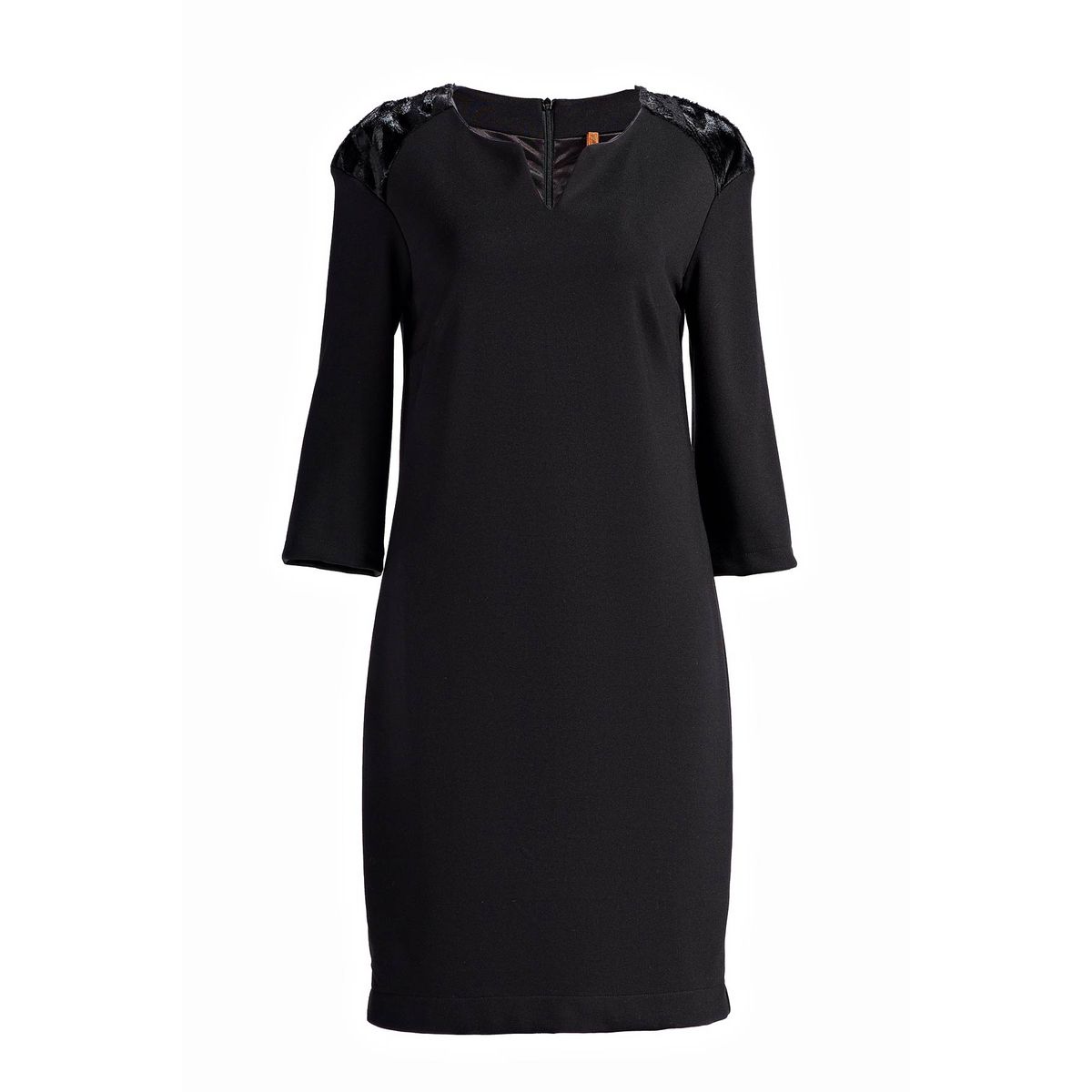 Gerades Kleid mit Pelzdetail