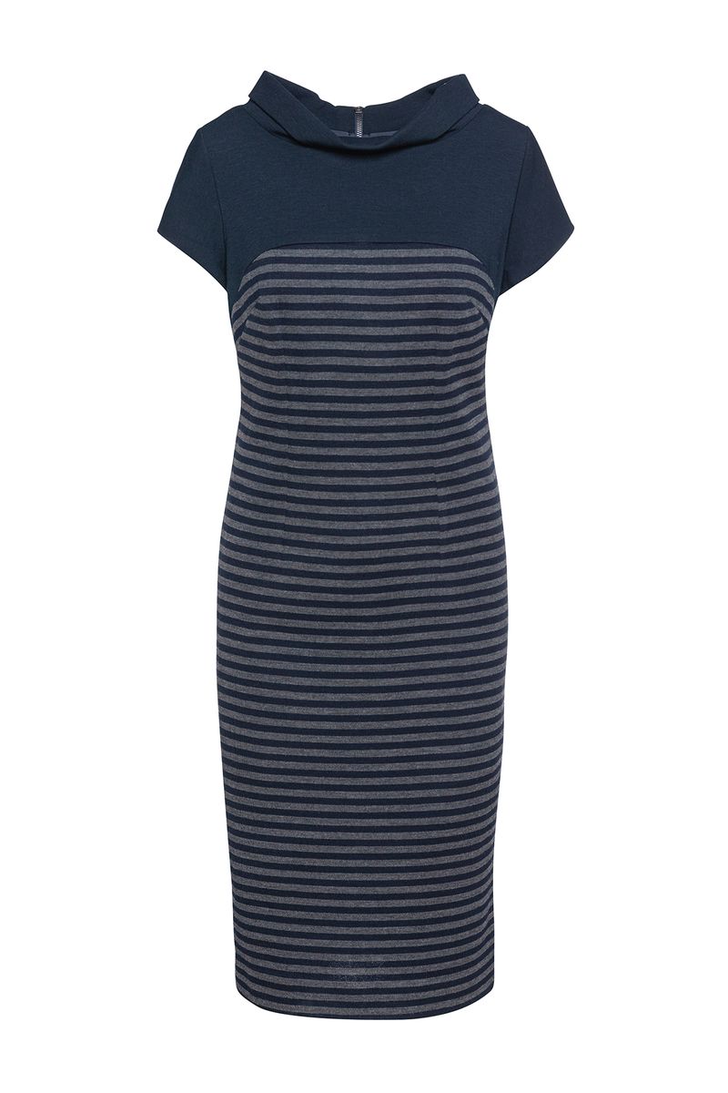 Tailliertes Midikleid