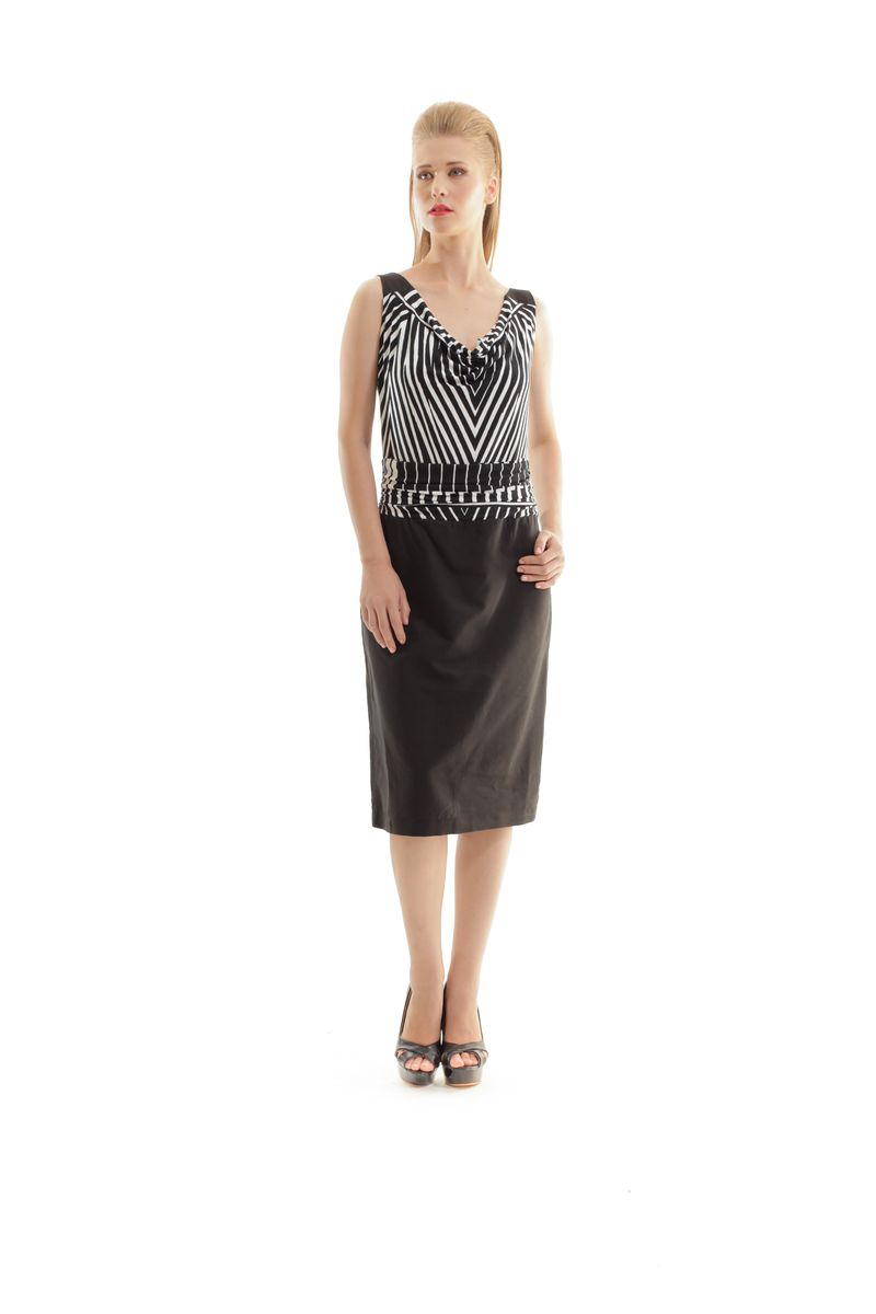Kleid mit Rundhalsausschnitt
