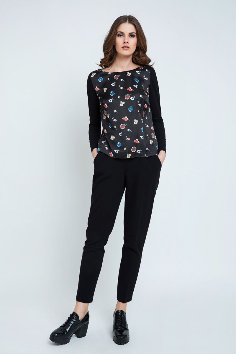 Schwarze Hose mit Bindedetail