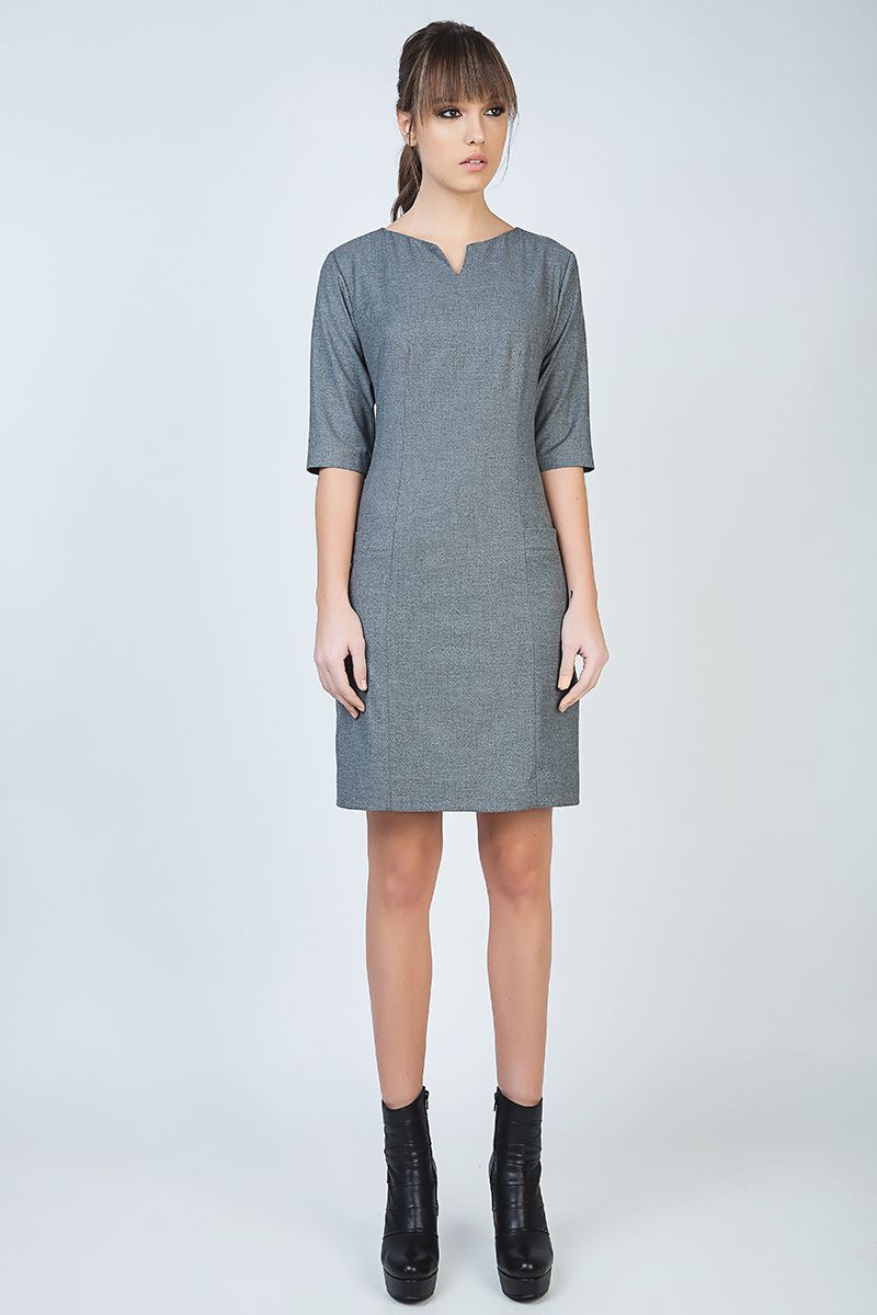 Gerade geschnittenes Kleid mit Ellbogenärmeln