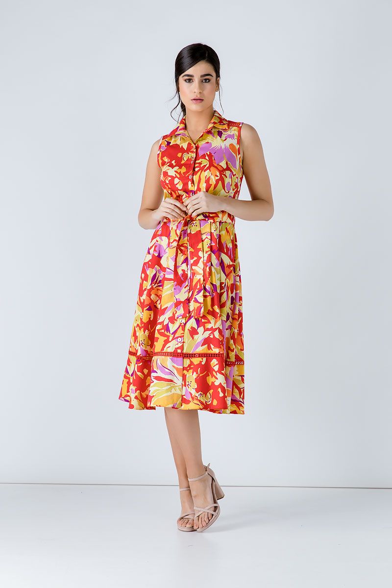 Mehrfarbig bedrucktes Kleid mit Knopfleiste