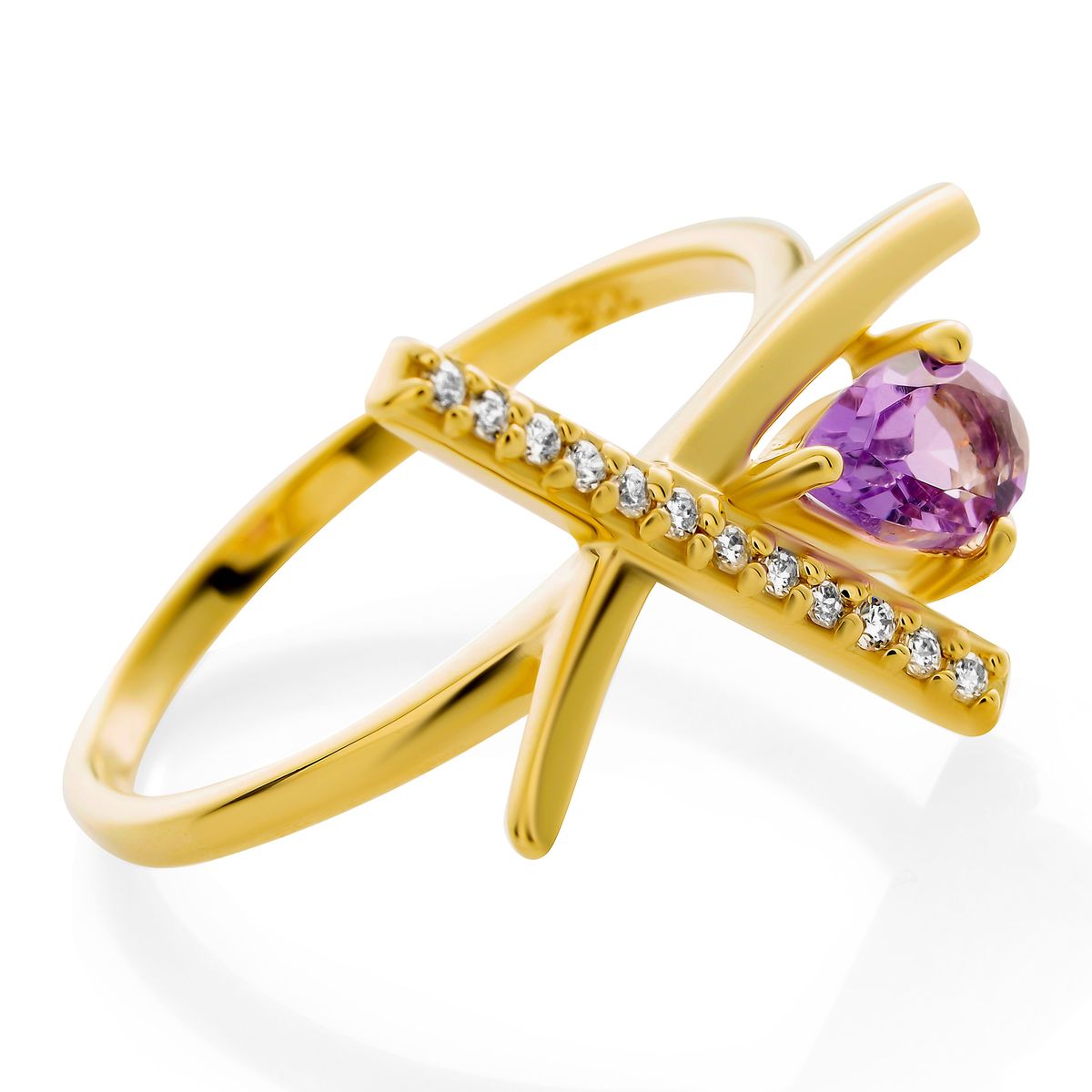 Eleganter Ring mit Edelstein-Tropfenschliff