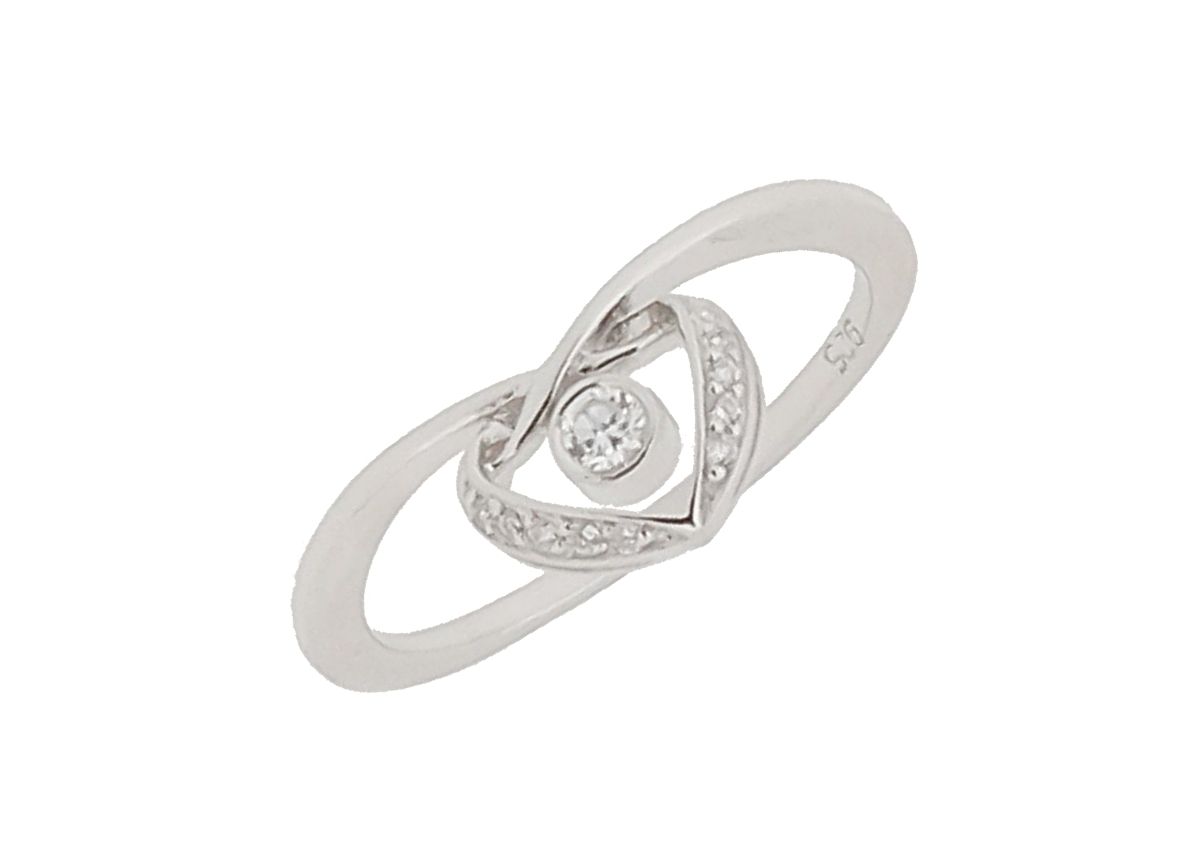 Eleganter herzförmiger Silberring