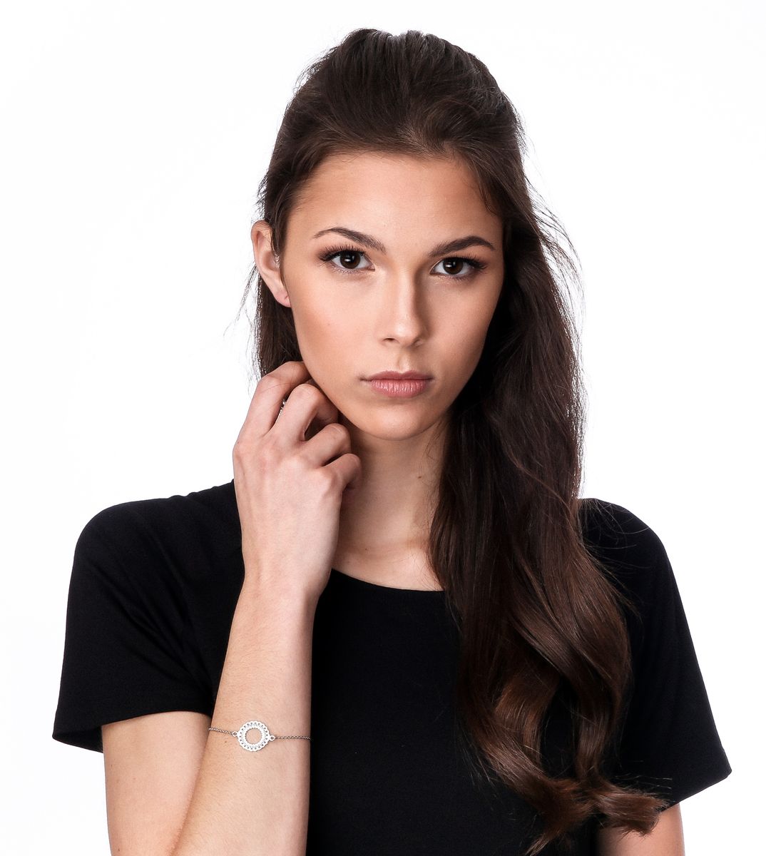 Filigranes Medaillon-Armband aus Silber