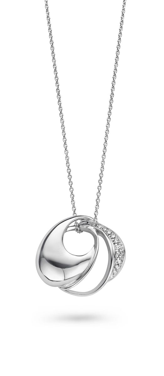 Halskette mit drei verschlungenen Ringen