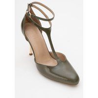 Elegante Lack-Pumps mit T-Steg