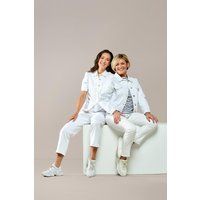 Oversize-Knopfleiste mit elastischem Saum