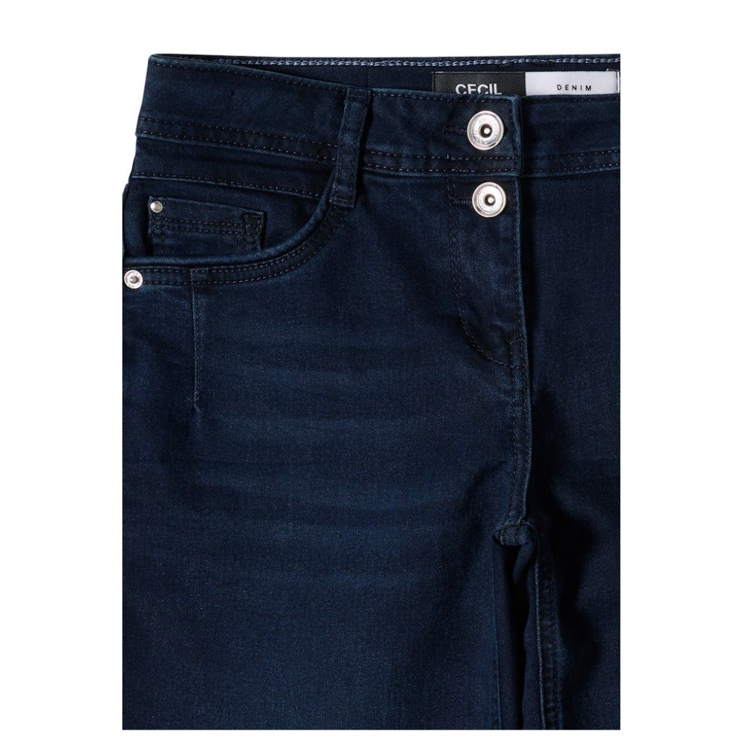 Jeans mit lässiger Passform und dunkler Waschung