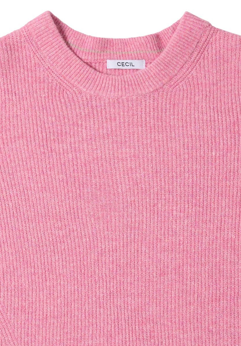 Gerippter Strickpullover mit Rundhalsausschnitt