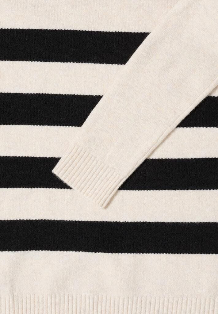 Gestreifter Rollkragen Strickpullover