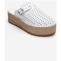 Plateau-Mules mit Laser-Cut-Muster